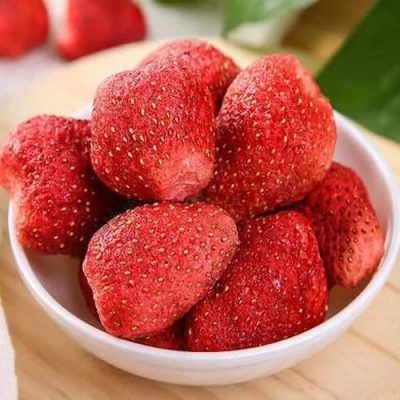 organic-freeze-dried-strawberries09587181049_11zon